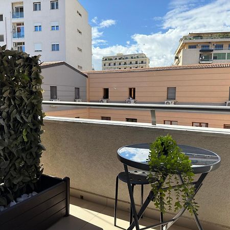 Location10 Bed and Breakfast Palermo Buitenkant foto